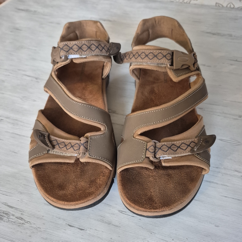 Naturalizer Ladies Brown and Tan Sandals with Velcro Adjustable Straps, Size 11M